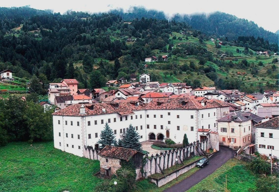 Albergo Diffuso Paularo Exterior foto
